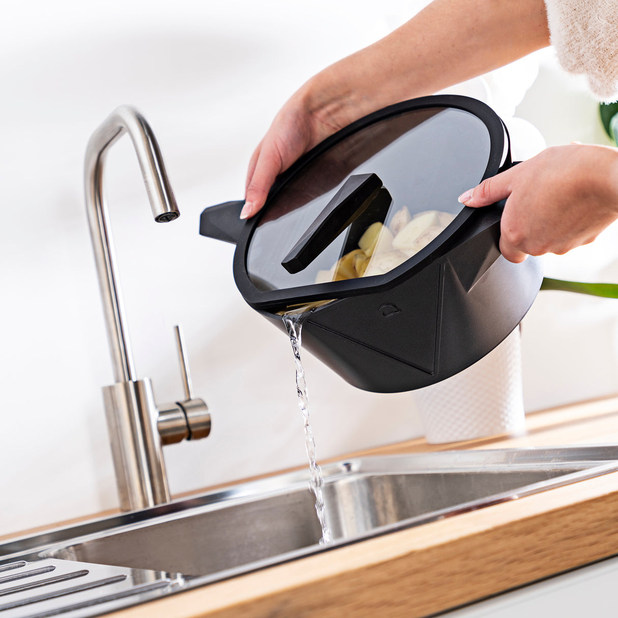 Vitinni Non Stick Casserole Pan - 20cm