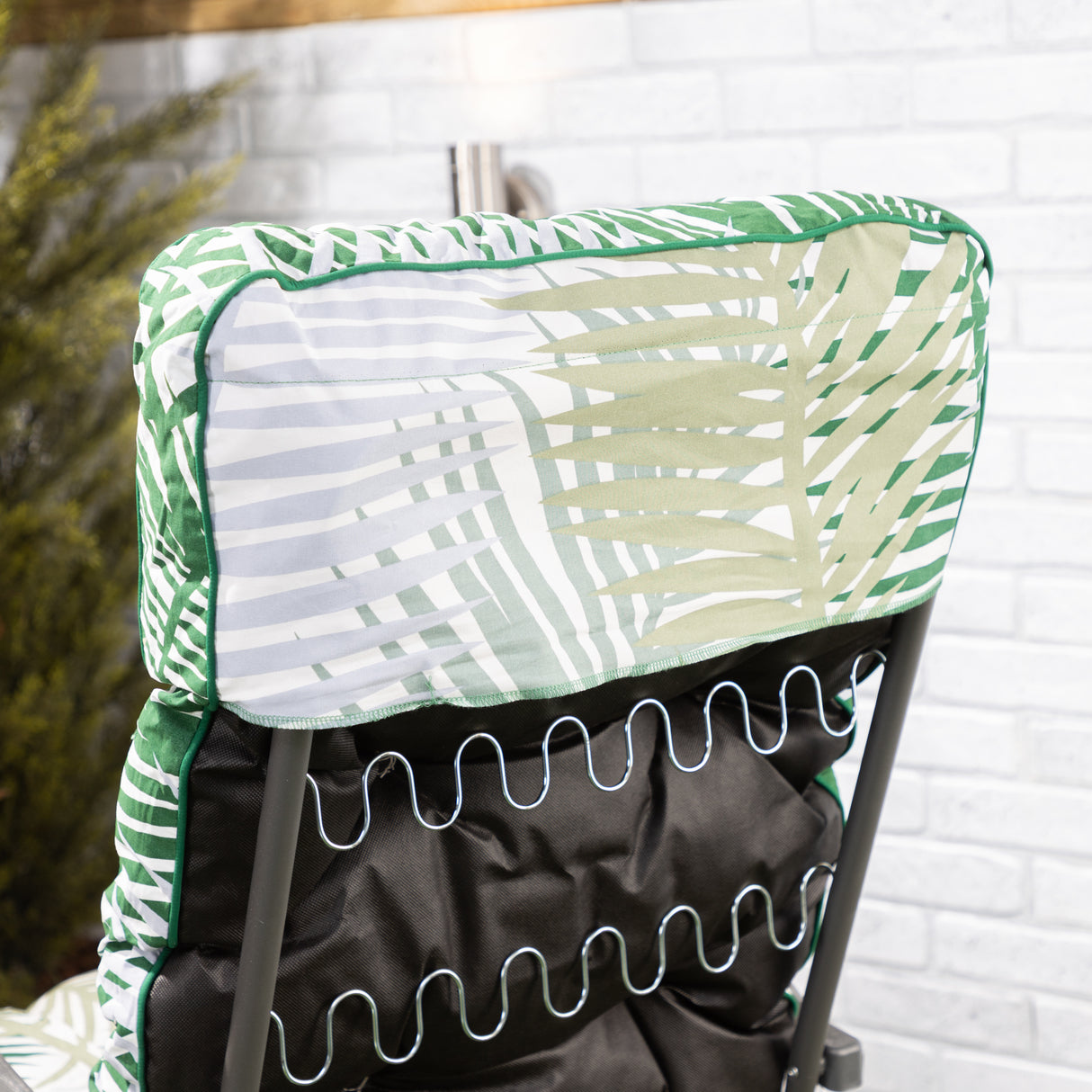Alfresia Garden Cushion - Classic Relaxer Style
