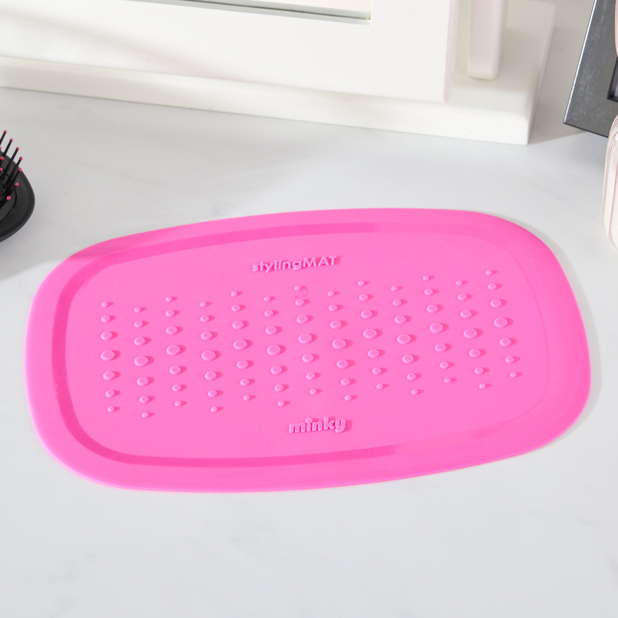 Minky Heat Resistant Mat - Hair Straightener Heat Mat